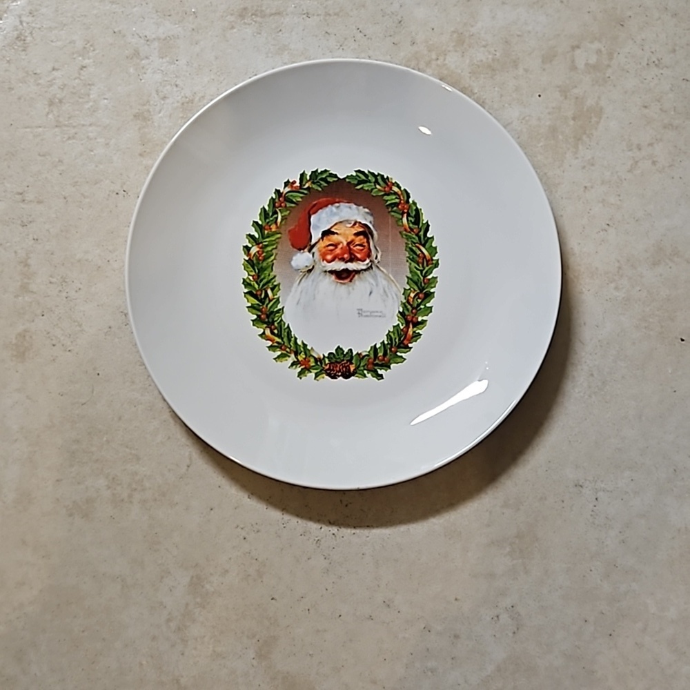 Norman Rockwell Santa Claus St. Nicholas Christmas Holiday Cookie Plate Holly